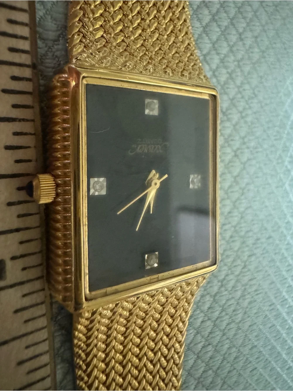 Xavier Diamond Quartz Gold Tone Watch with Black Dial. WORKS